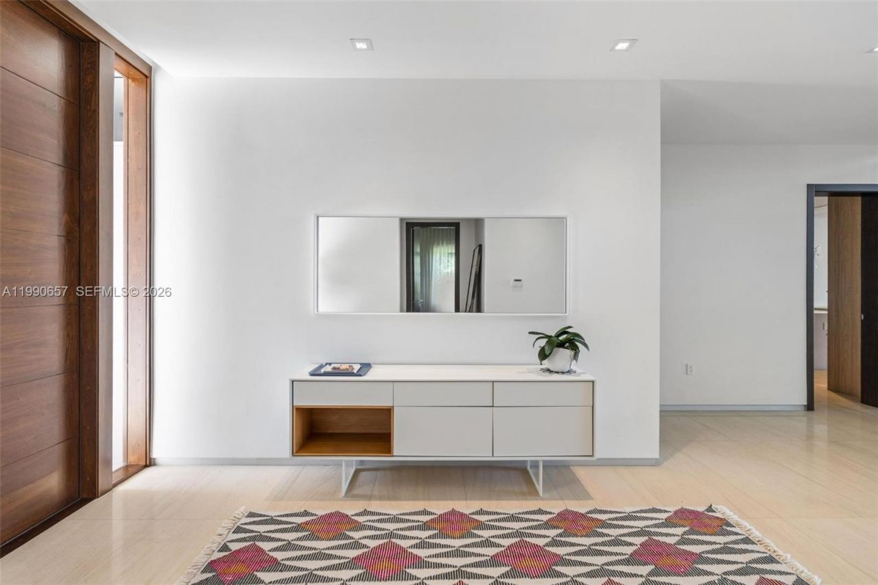 410 Golden Beach Dr , Golden Beach, FL 33160 Photo