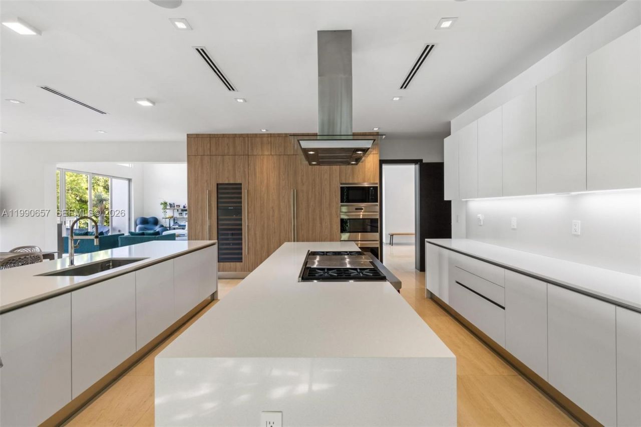 410 Golden Beach Dr , Golden Beach, FL 33160 Photo