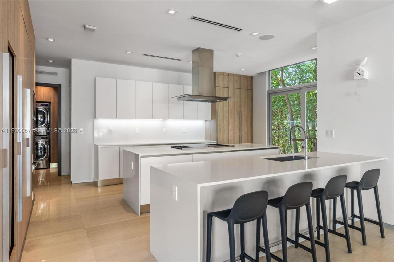 410 Golden Beach Dr , Golden Beach, FL 33160 Photo