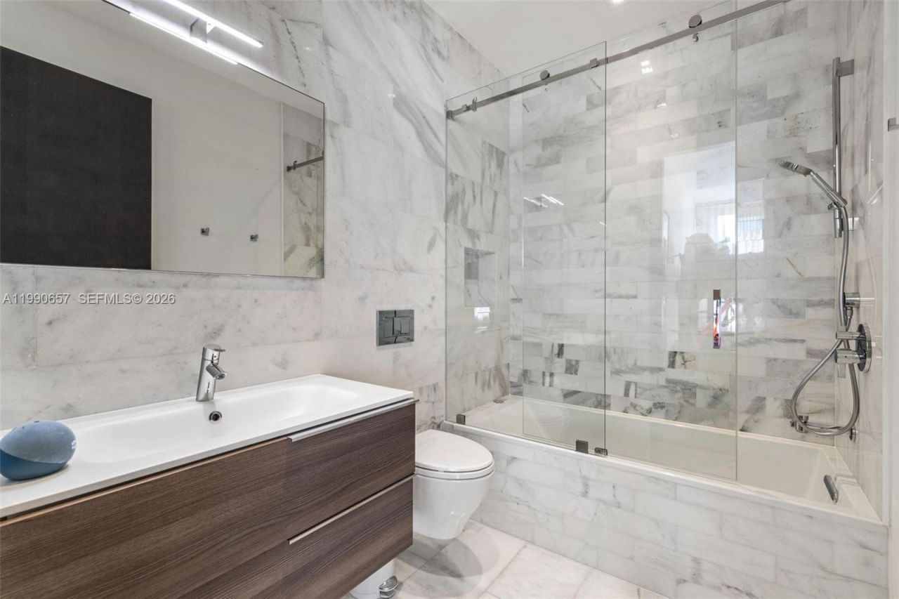 410 Golden Beach Dr , Golden Beach, FL 33160 Photo