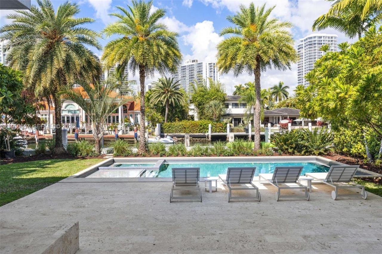 410 Golden Beach Dr , Golden Beach, FL 33160 Photo