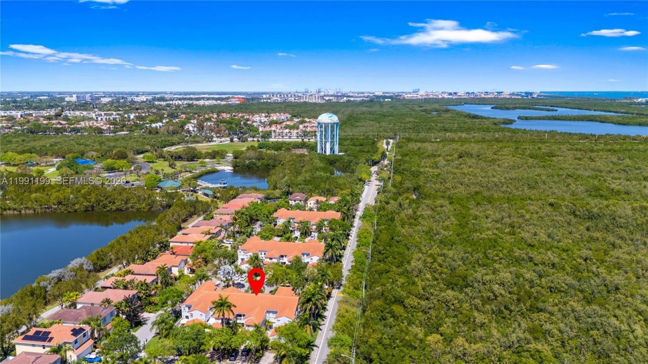 1120 Canella Ln , Unit 1120, Hollywood, FL 33019 Photo