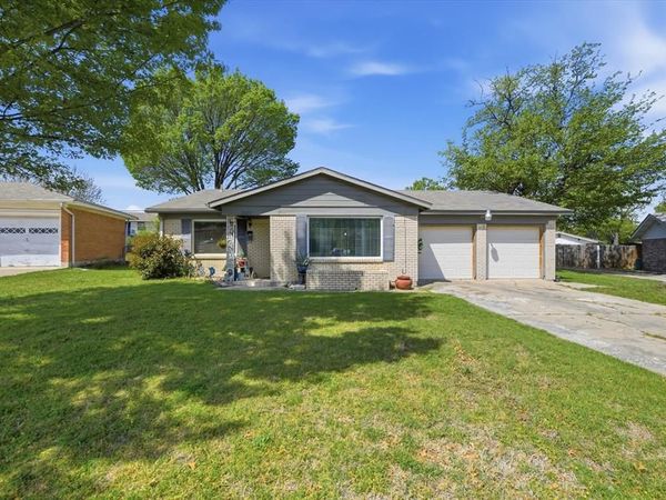 3559 Paramount Street, North Richland Hills, TX 76117