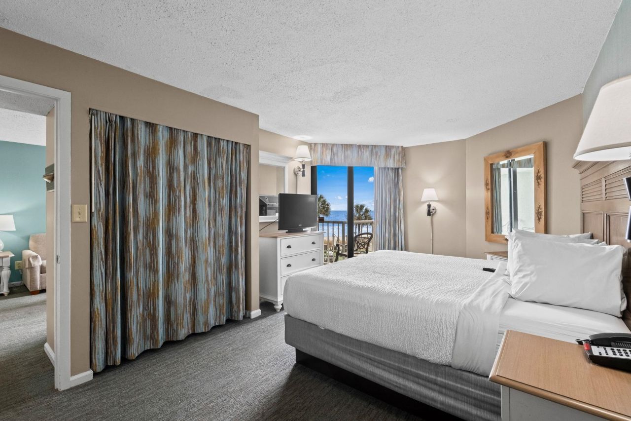 2701 N Ocean Blvd. Photo 18