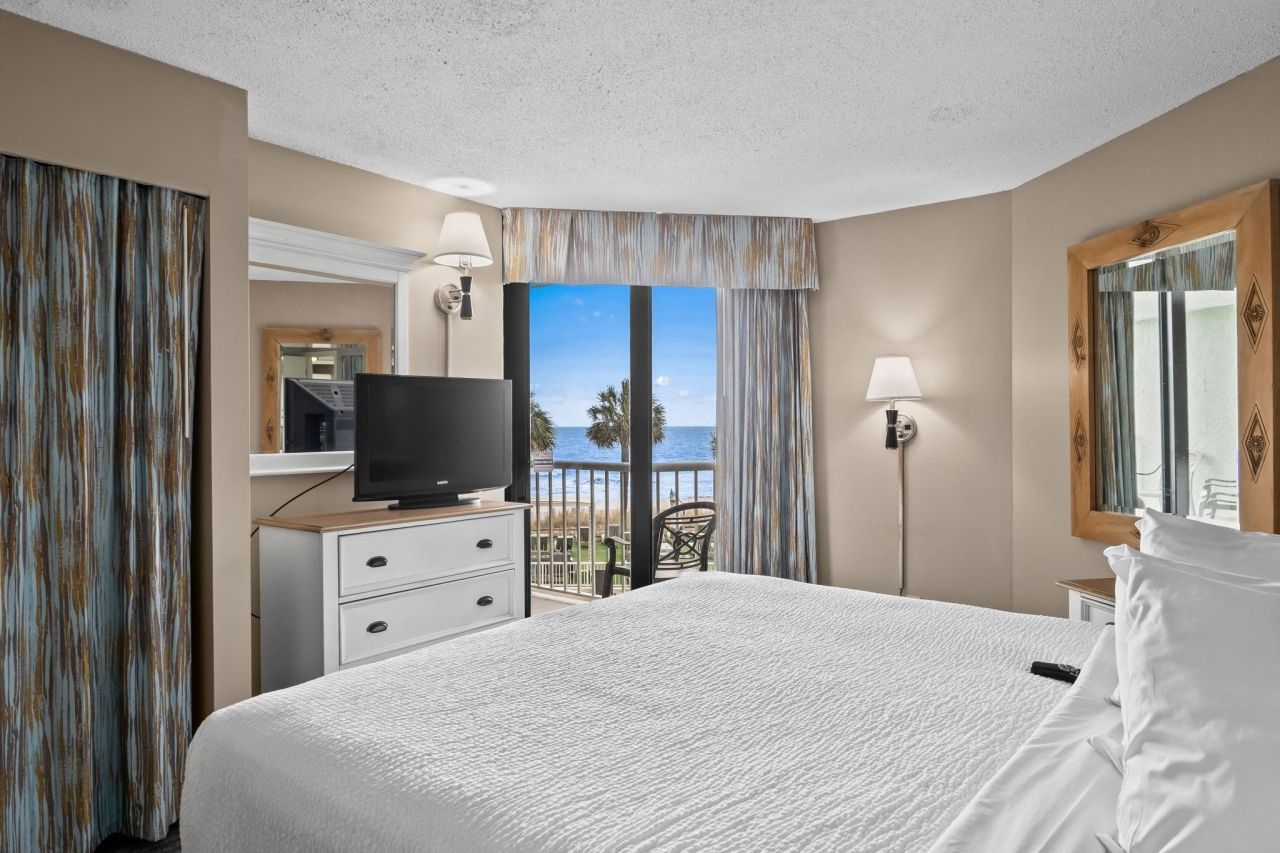 2701 N Ocean Blvd. Photo 19