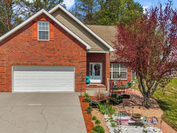 221 Sweet Gum Lane, Oak Ridge, TN 37830