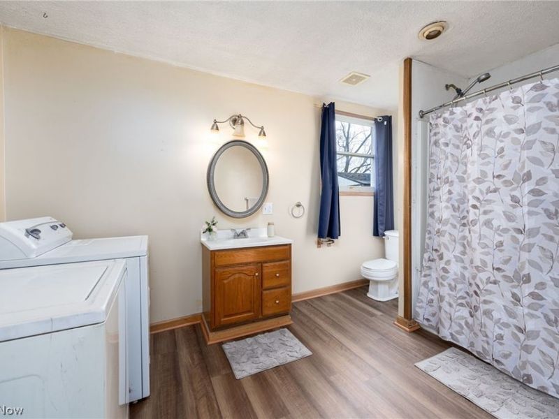 153 Schaff Alley, Creston, OH 44217 Photo 17