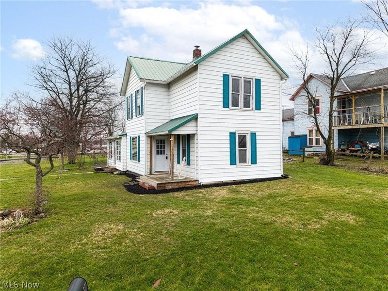 153 Schaff Alley, Creston, OH 44217 Photo 3