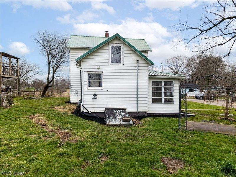 153 Schaff Alley, Creston, OH 44217 Photo 9