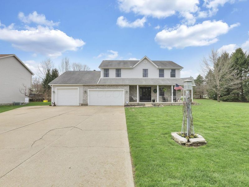 18 Zellers Lane SW, Etna, OH 43062 Photo 3