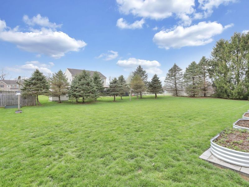 18 Zellers Lane SW, Etna, OH 43062 Photo 70