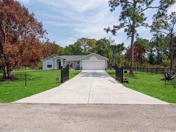 2118 Moore AVE , ALVA, FL 33920