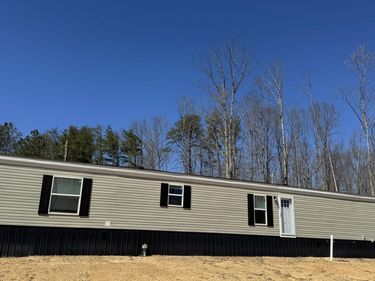 1710 Lamero-Cruise Road, East Bernstadt, KY 40729