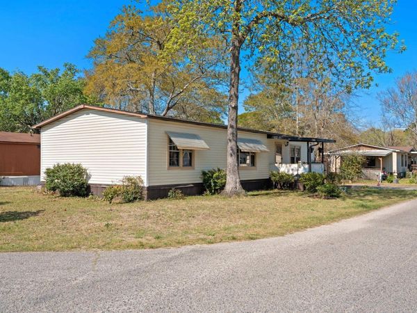 100 Crooked Island Circle , Murrells Inlet, SC 29576