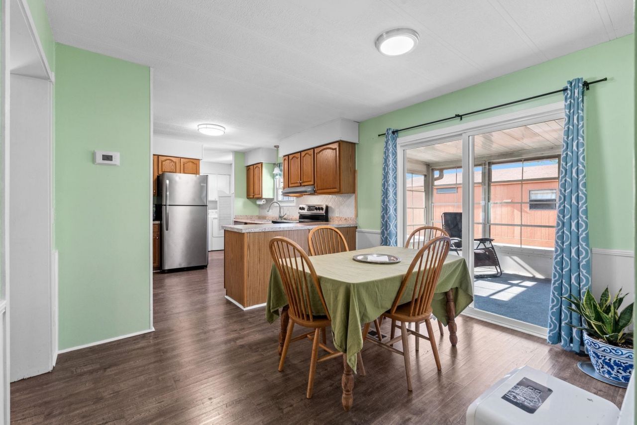 100 Crooked Island Circle Photo 16