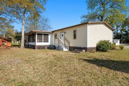 100 Crooked Island Circle photo 4