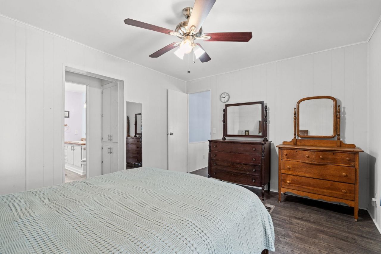 100 Crooked Island Circle Photo 22