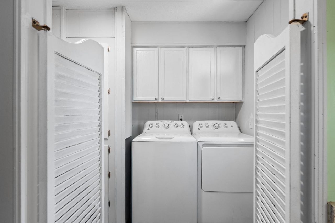 100 Crooked Island Circle Photo 29