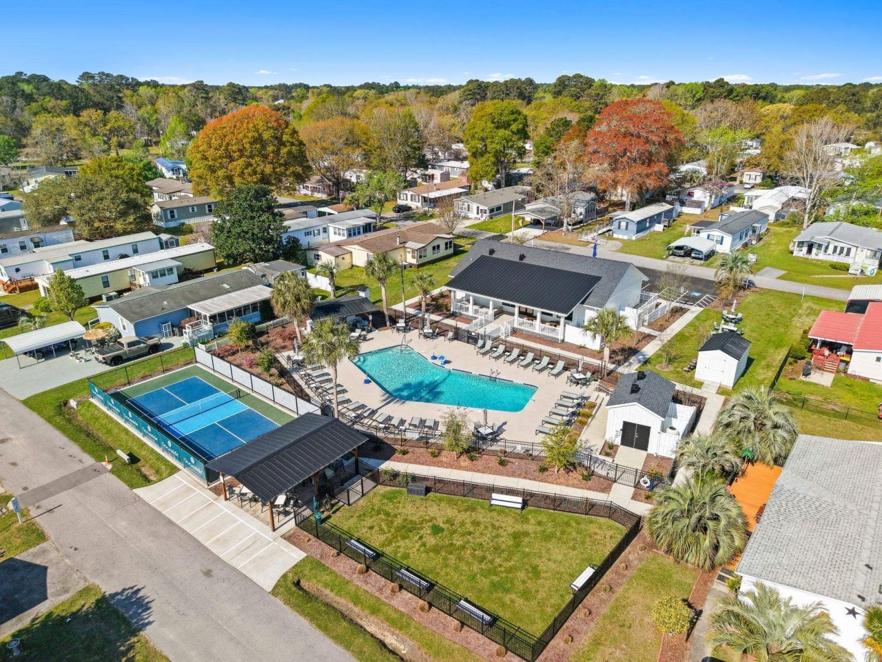 100 Crooked Island Circle Photo 45