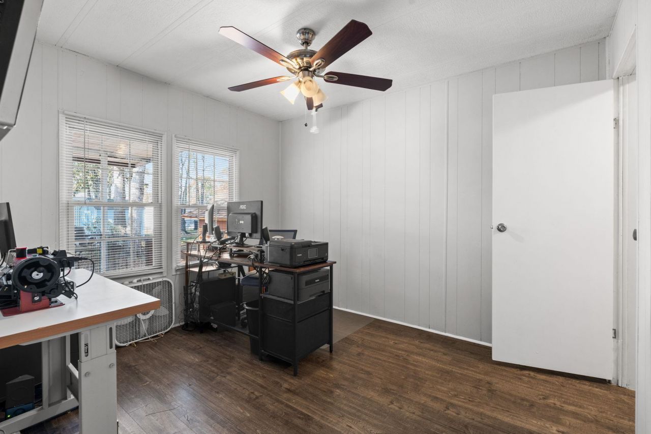 100 Crooked Island Circle Photo 7