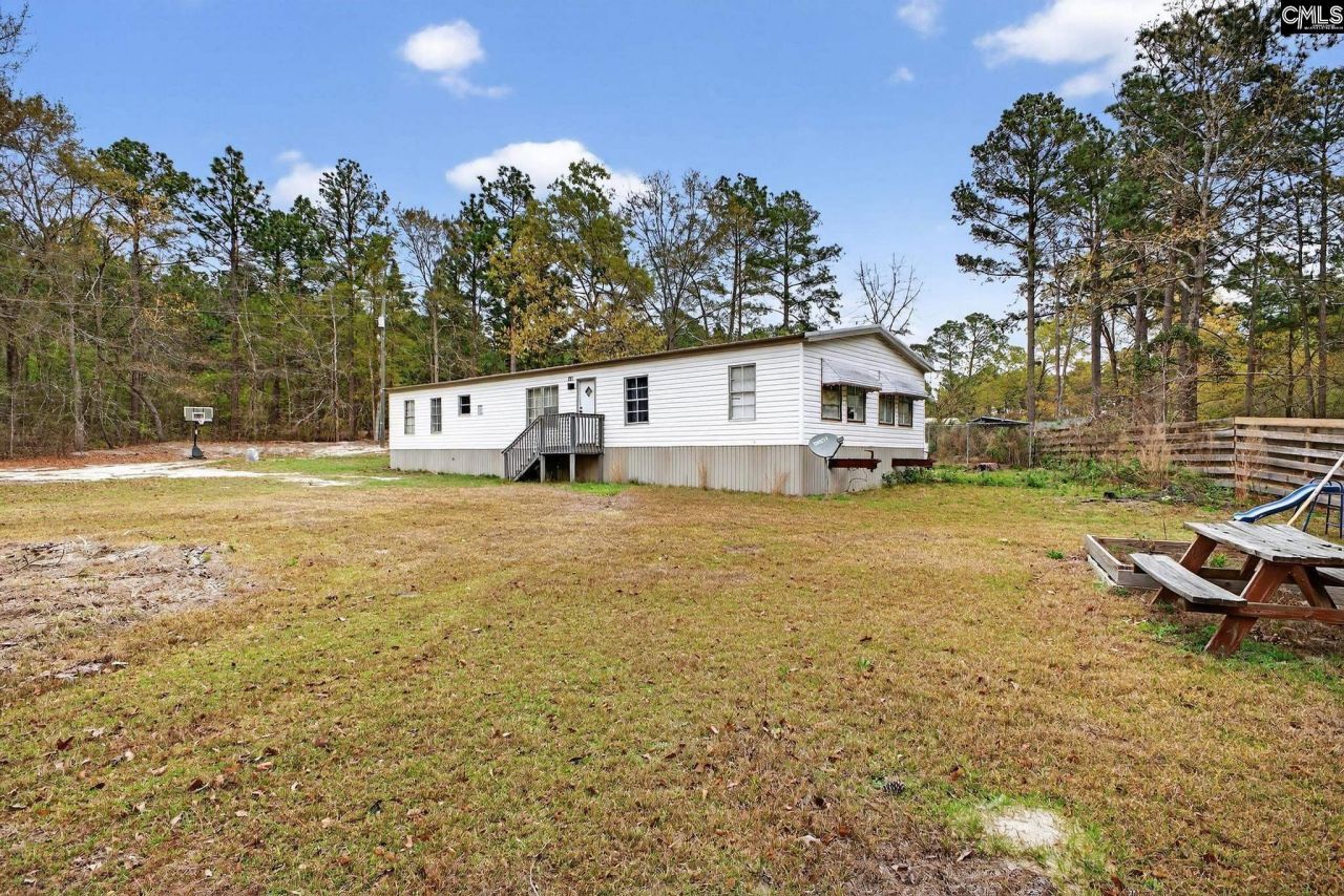 251 Wheeler Rd Photo 4