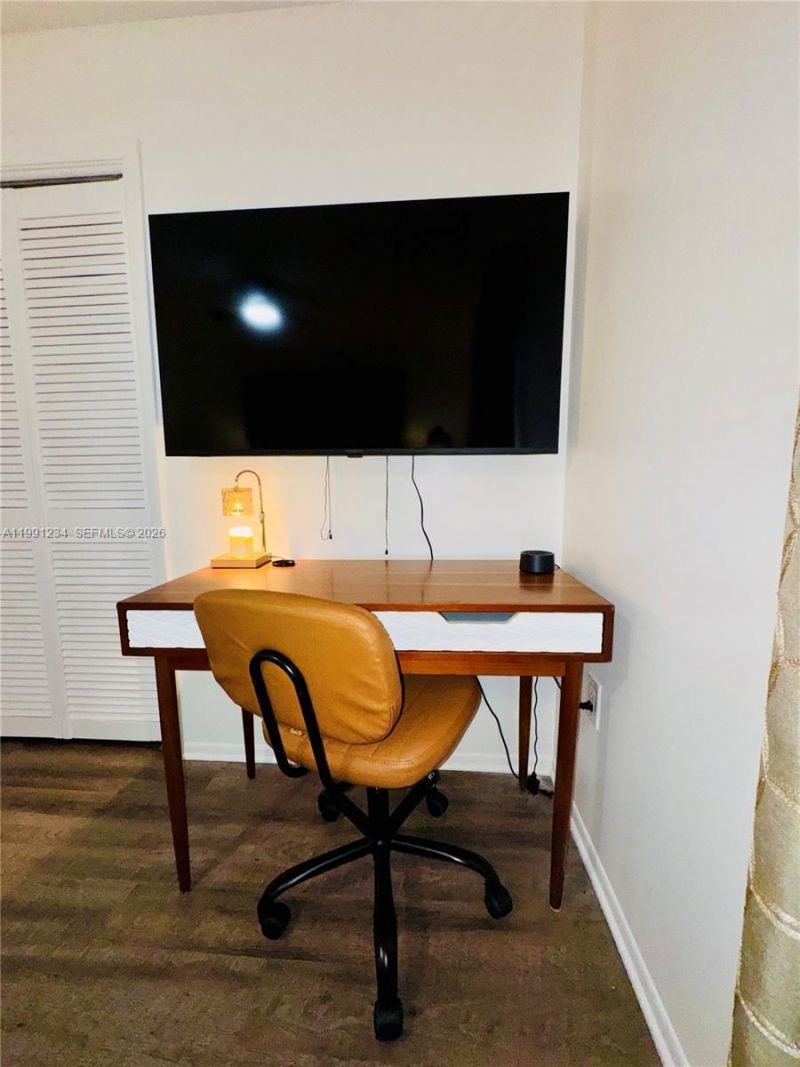 5100 Rilma Ave, Sarasota, FL 34234 Photo