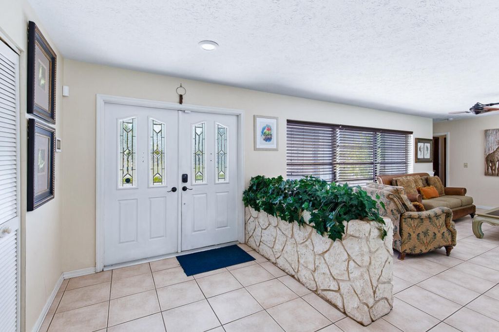 343 SE Verada Avenue, Port Saint Lucie, FL 34983 Photo