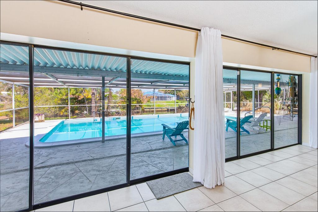 343 SE Verada Avenue, Port Saint Lucie, FL 34983 Photo