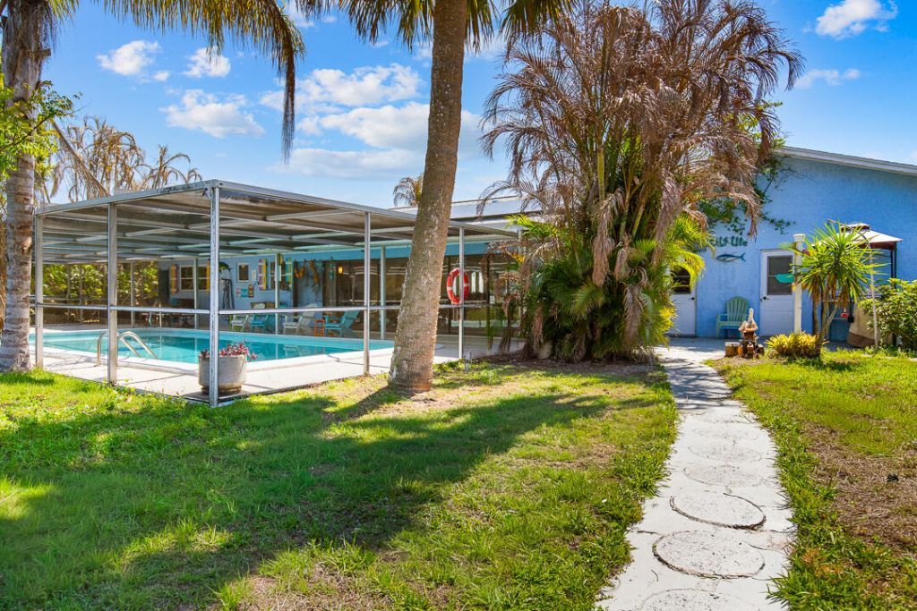 343 SE Verada Avenue, Port Saint Lucie, FL 34983 Photo