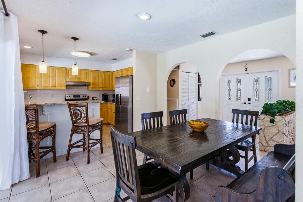 343 SE Verada Avenue, Port Saint Lucie, FL 34983 Photo