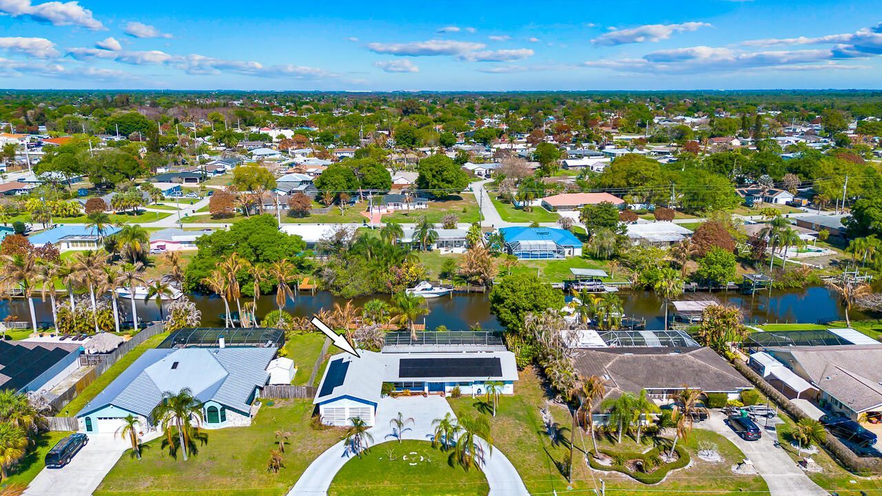 343 SE Verada Avenue, Port Saint Lucie, FL 34983 Photo