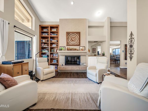 1121 W ASTER Drive, Phoenix, AZ 85029