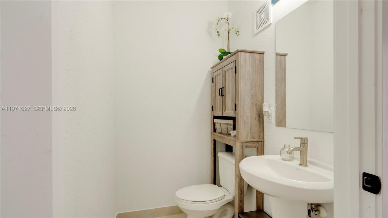 1168 NW 1st St, Florida City, FL 33034 Photo