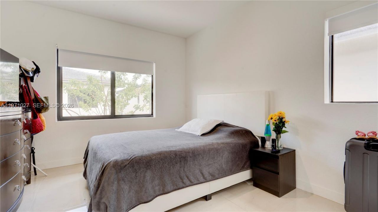 1168 NW 1st St, Florida City, FL 33034 Photo