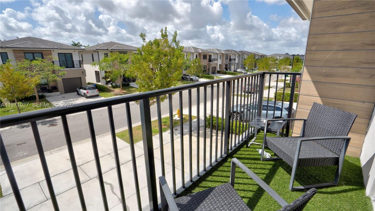 1168 NW 1st St, Florida City, FL 33034 Photo