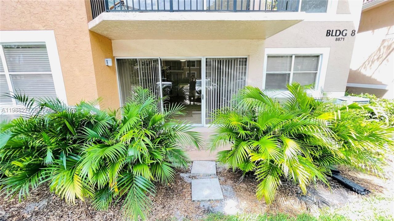 8871 Wiles Rd, Unit 105, Coral Springs, FL 33067 Photo