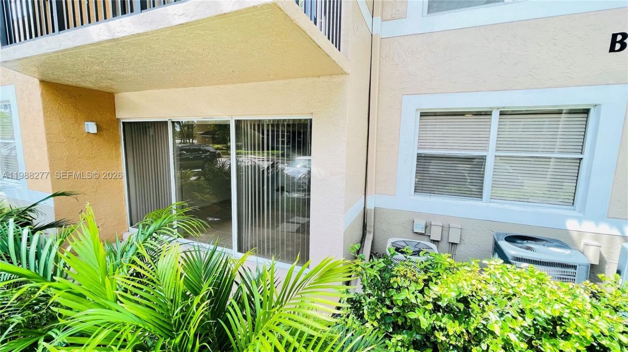 8871 Wiles Rd, Unit 105, Coral Springs, FL 33067 Photo