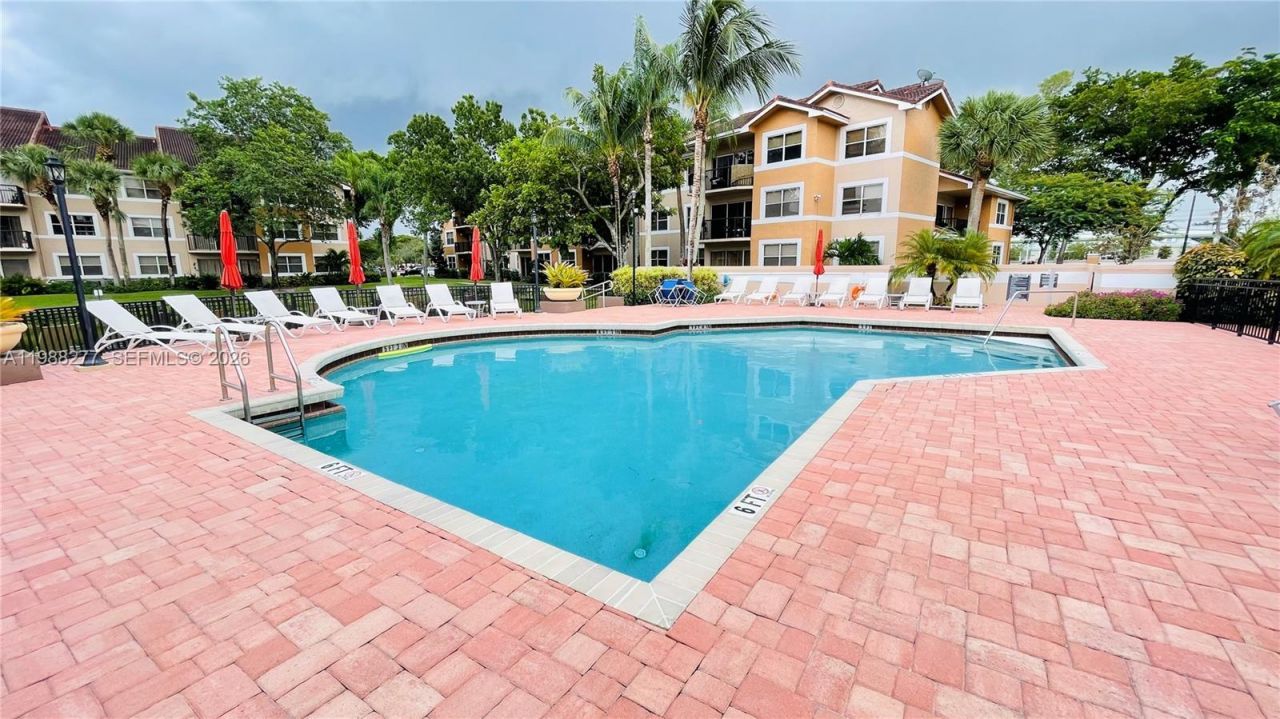 8871 Wiles Rd, Unit 105, Coral Springs, FL 33067 Photo