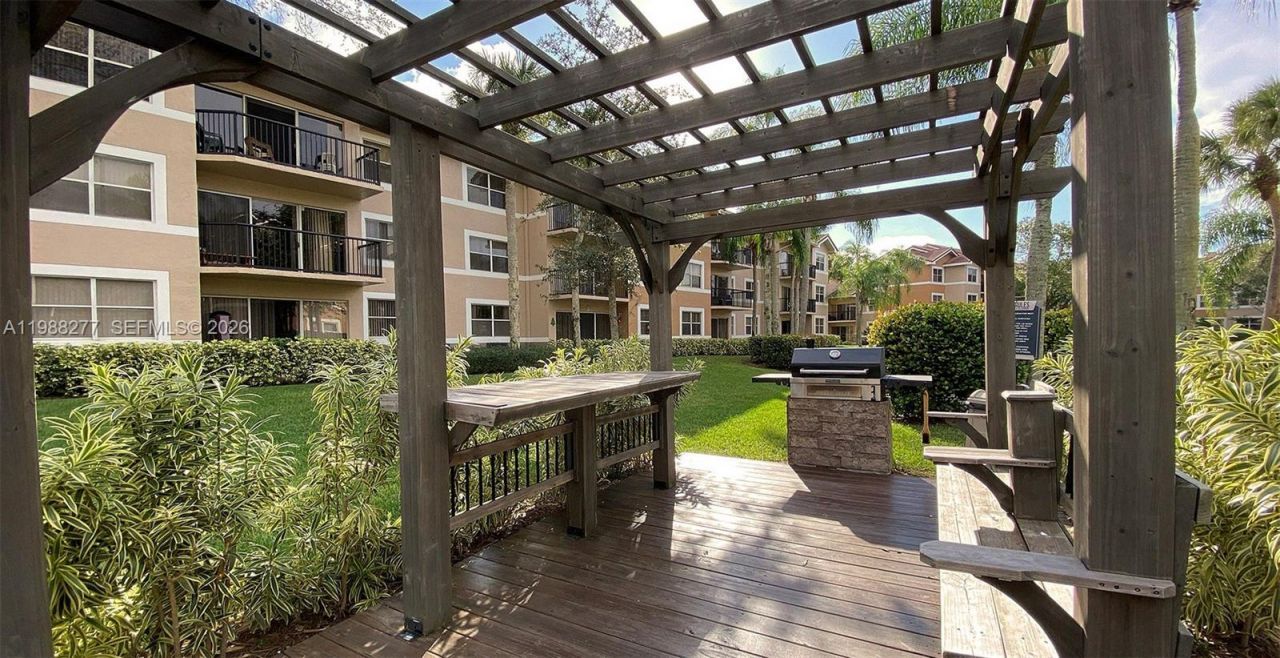 8871 Wiles Rd, Unit 105, Coral Springs, FL 33067 Photo