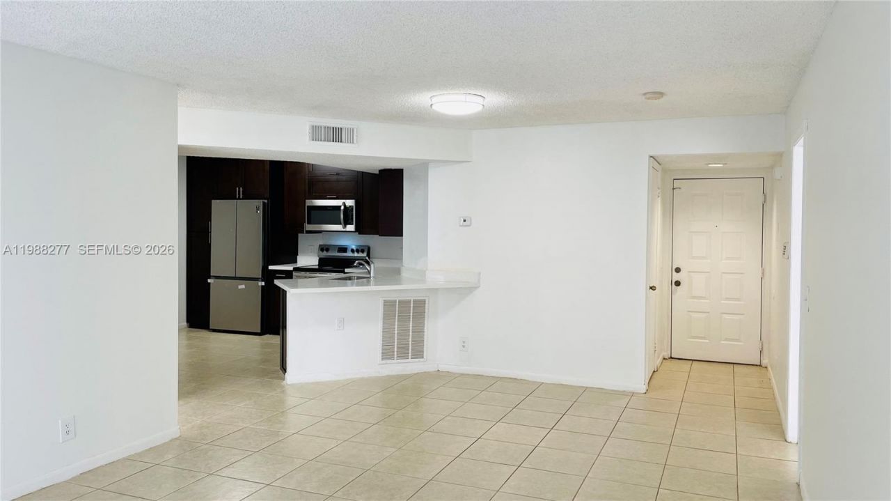 8871 Wiles Rd, Unit 105, Coral Springs, FL 33067 Photo