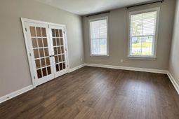 686 Oyster Dr.  photo 4