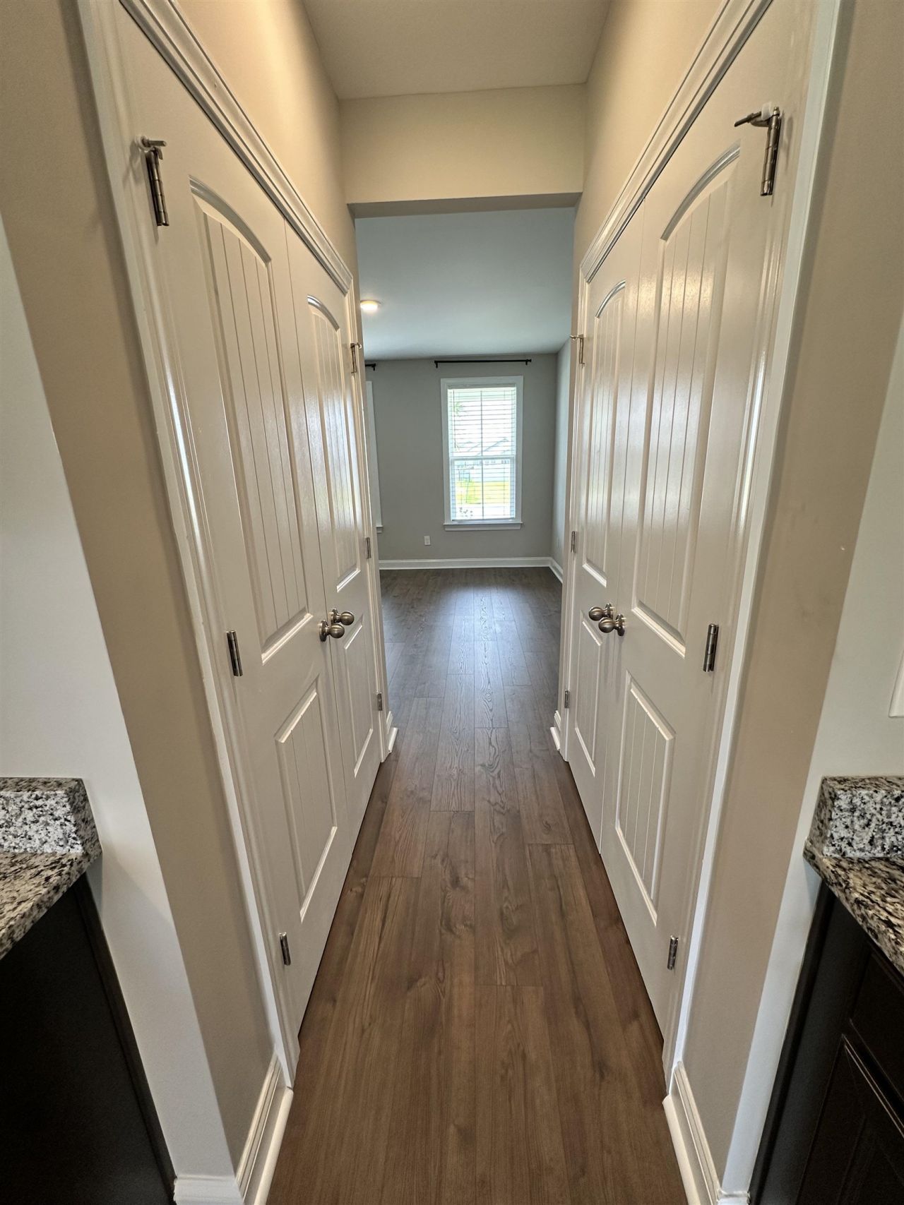 686 Oyster Dr.  Photo 5