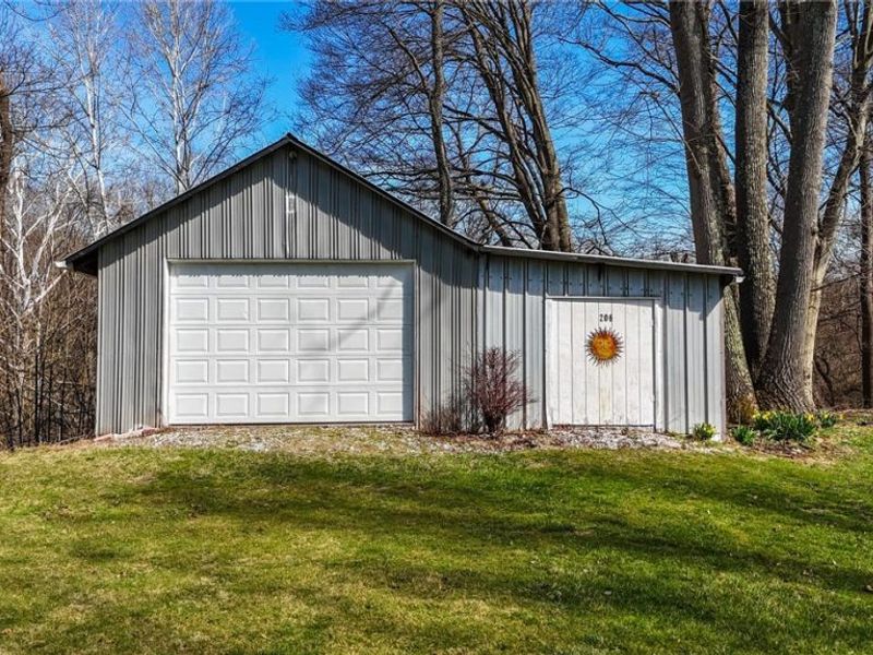 206 Ellsworth Drive, Marietta, OH 45750 Photo 5