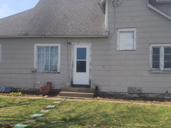 10044 E 200 Road, Van Buren, IN 46991