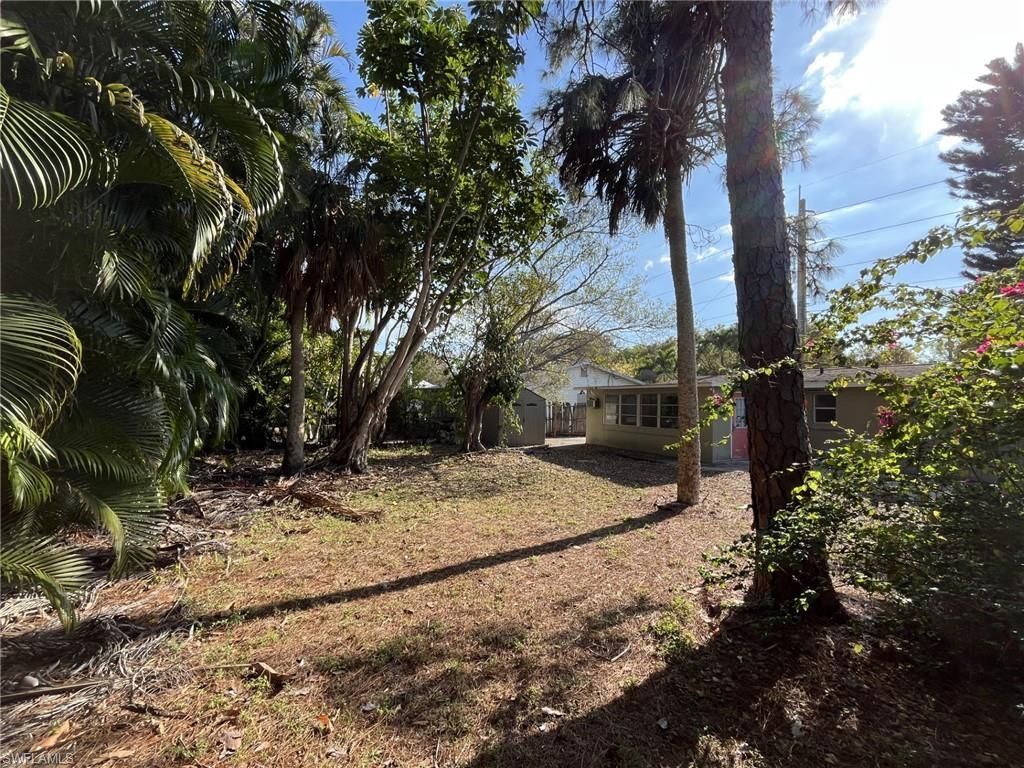 930 13th St N, Naples, FL 34102 Photo