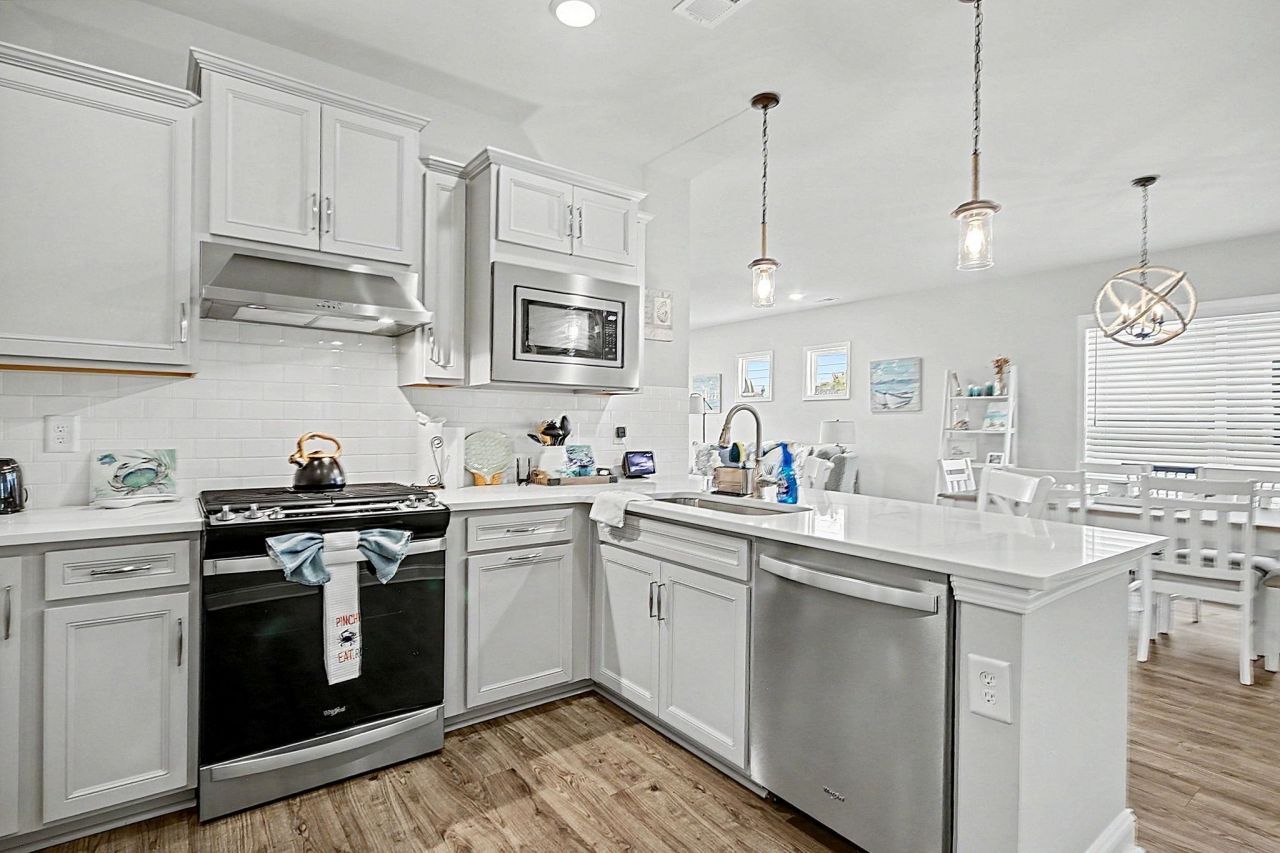 5956 Cremona Dr. Photo 18