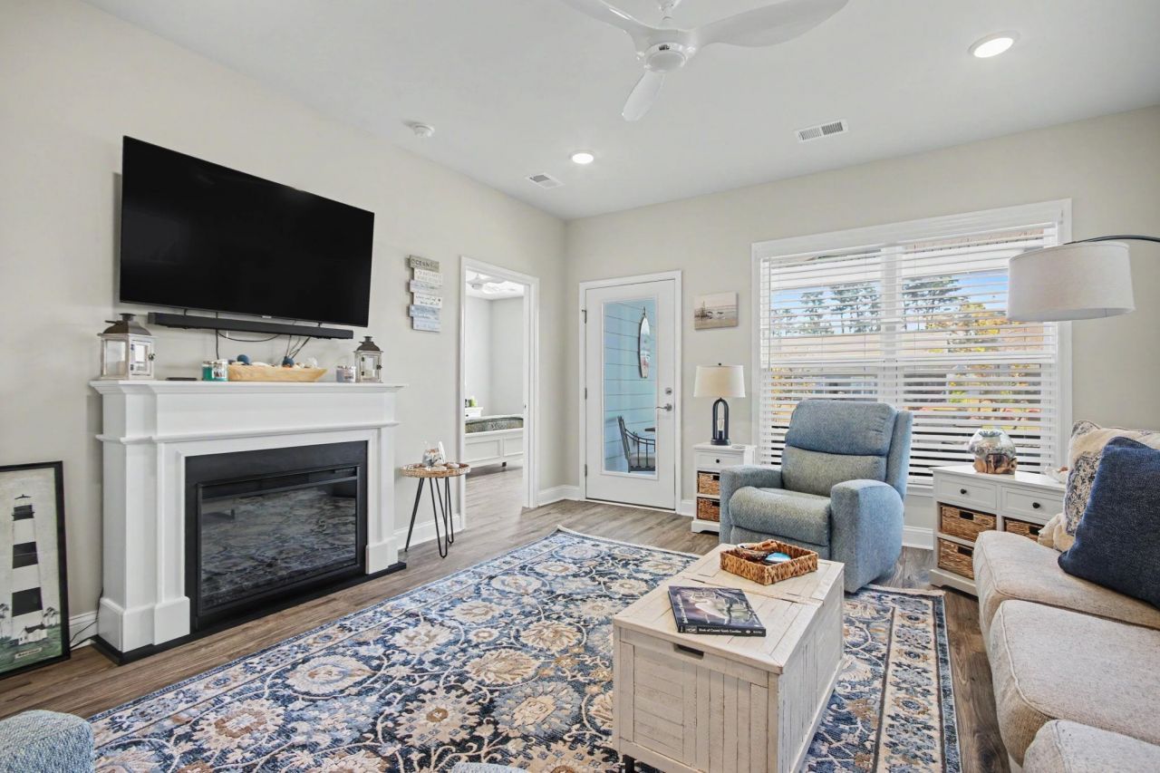 5956 Cremona Dr. Photo 20