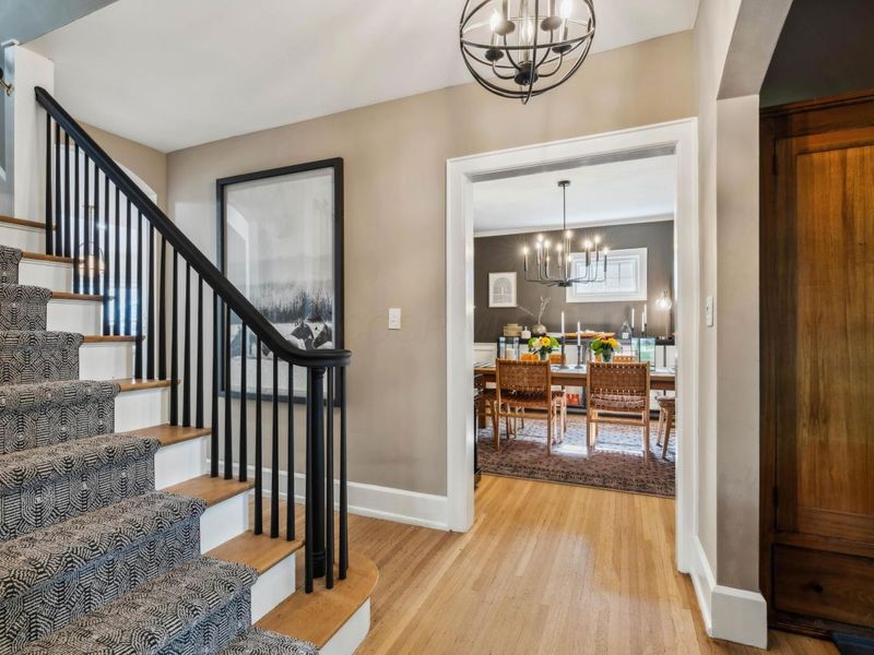 2564 Sherwood Road, Columbus, OH 43209 Photo 10