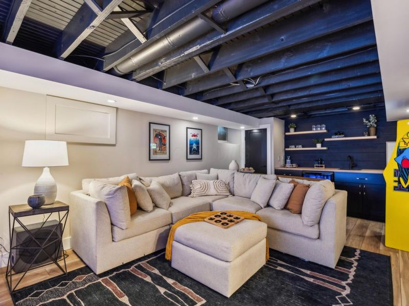 2564 Sherwood Road, Columbus, OH 43209 Photo 25