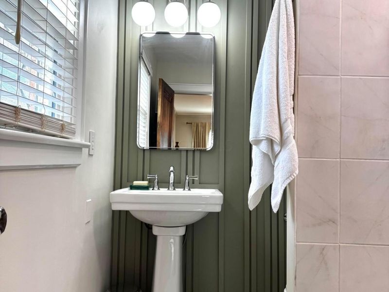 2564 Sherwood Road, Columbus, OH 43209 Photo 37